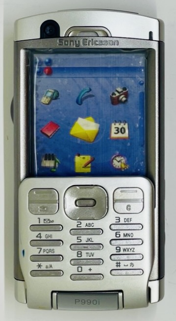 Maketa Sony Ericsson P990i