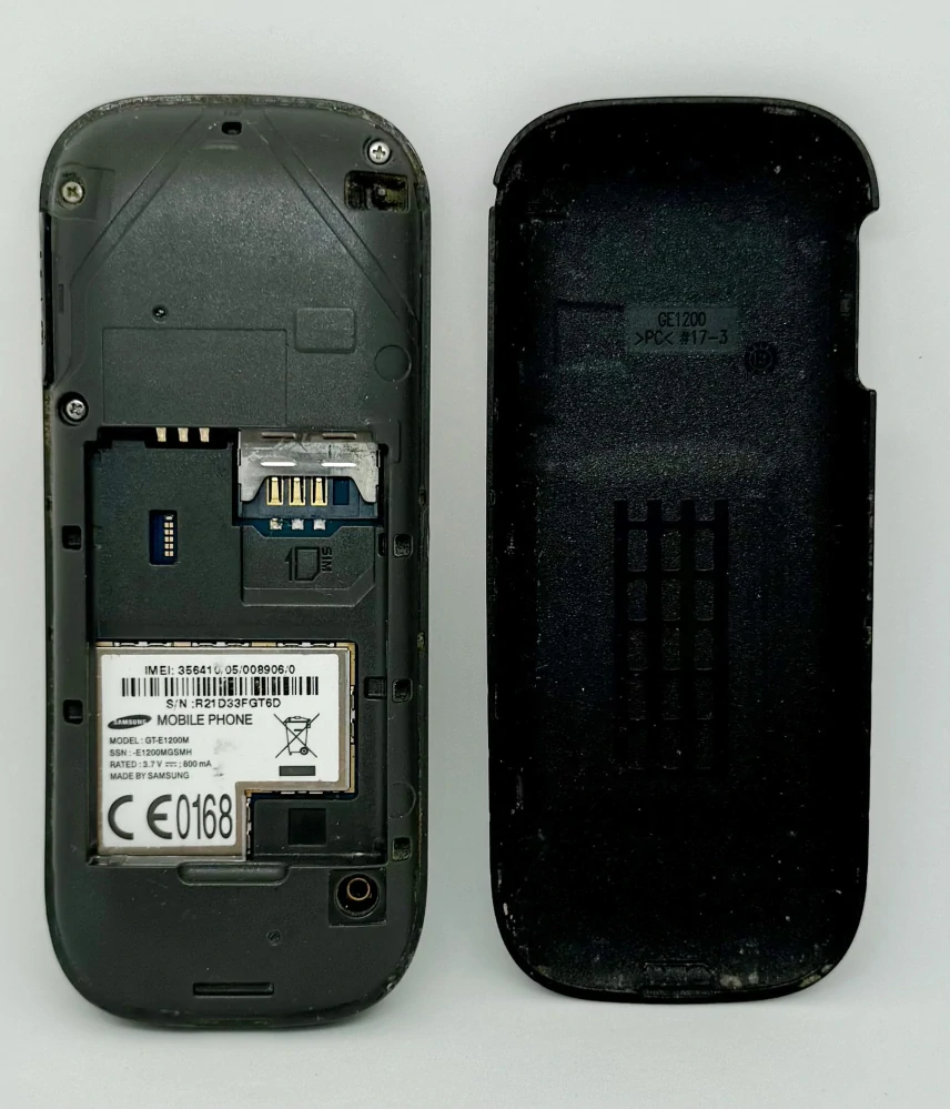 SAMSUNG E1200M