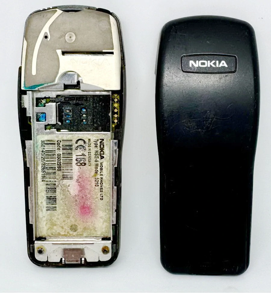 NOKIA 3210