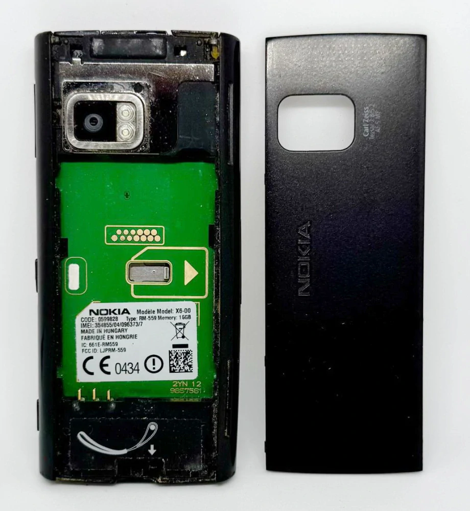NOKIA X6-00