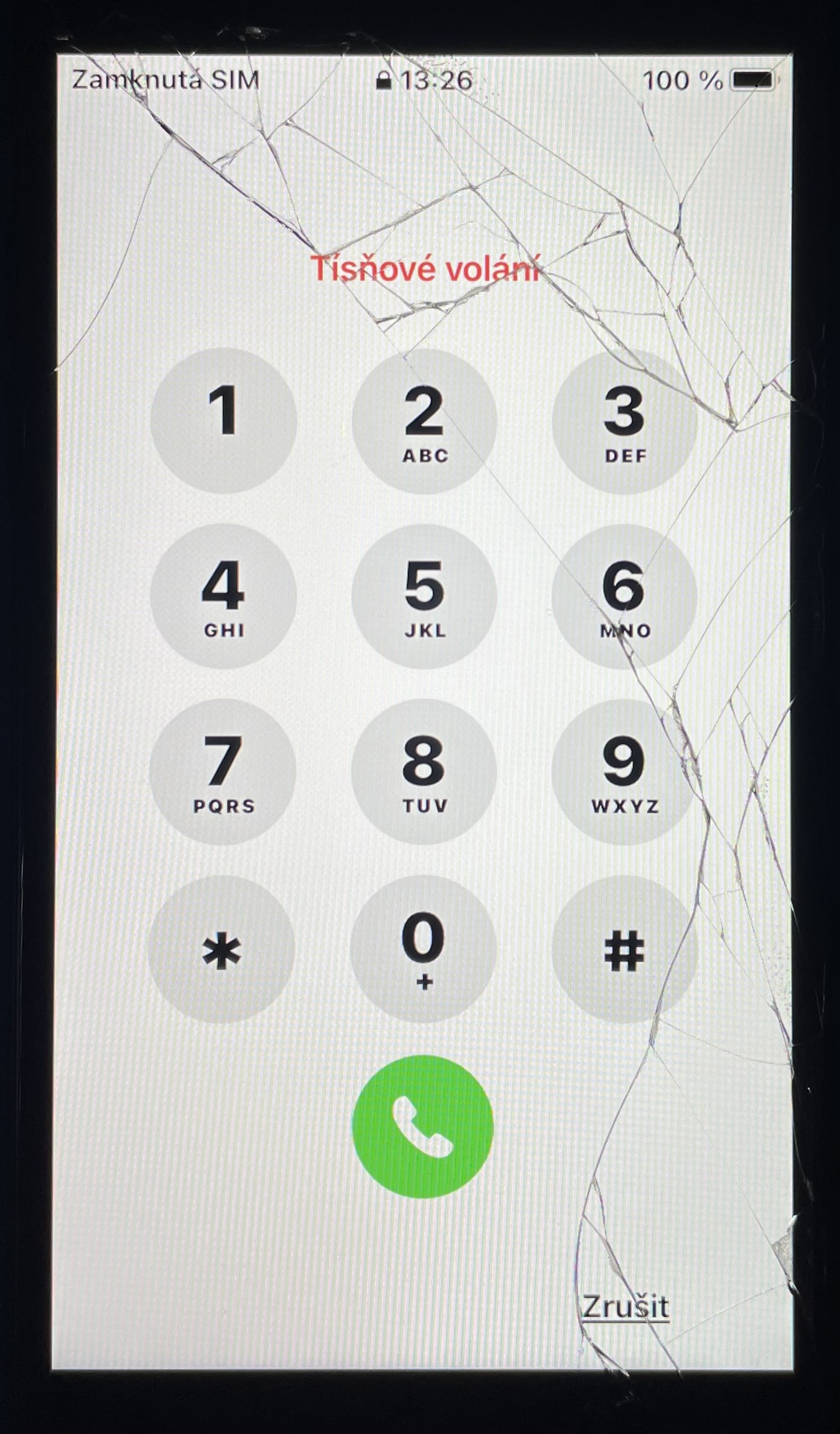 Displej s dotykem a rámem iPhone 7 - pouze rozbité přední sklo