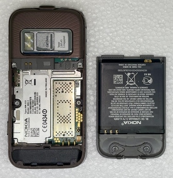 NOKIA N85