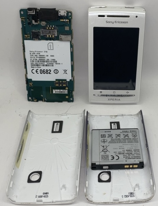 Základní deska Sony Ericsson E15i - nefunkční