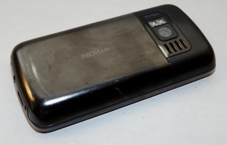 NOKIA C6-01.3