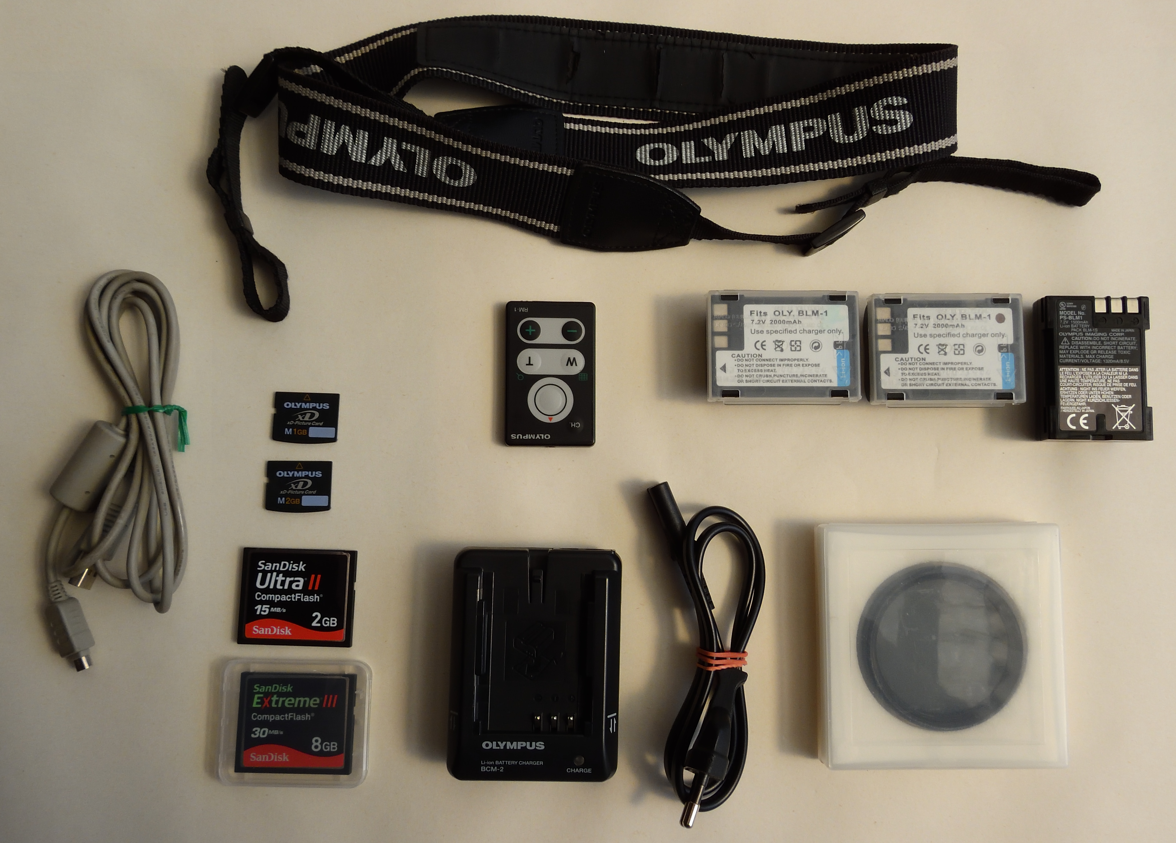 Olympus E-520 Tele Double Zoom kit s příslušenstvím
