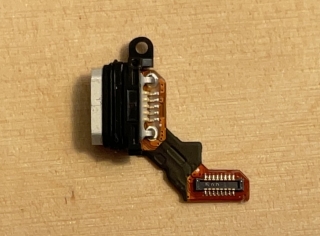Flex Sony E2303 s nabíjecím konektorem