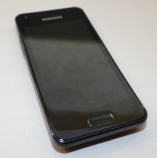 SAMSUNG i9070p