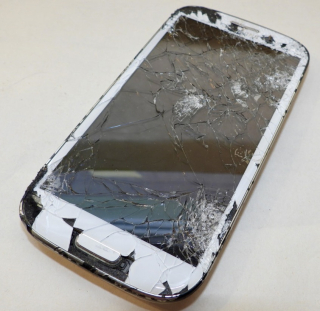 SAMSUNG i9301i